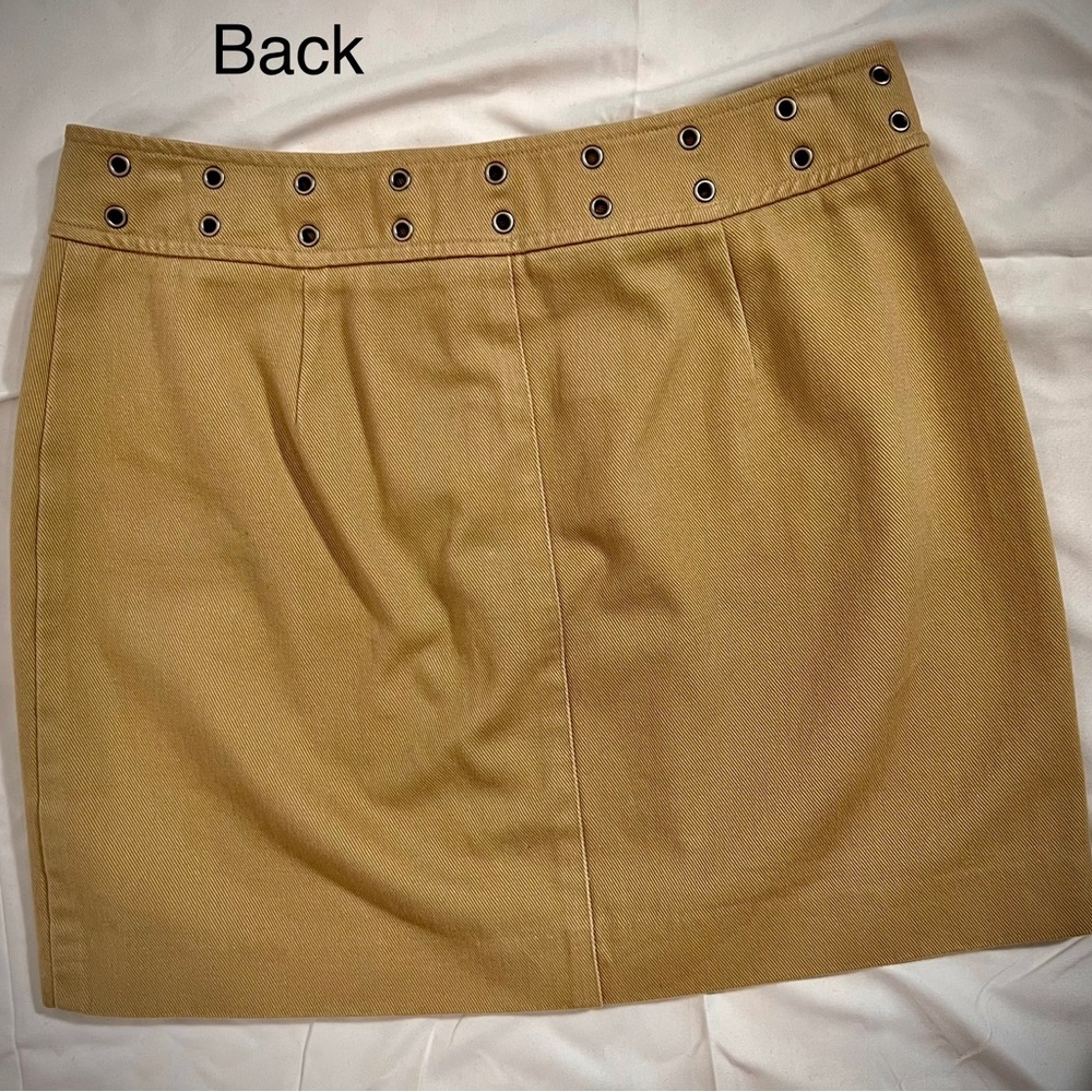 Ralph Lauren Beige Denim Skirt, Size 8, Very Good Preowned Condition. - Picture 2 of 9
